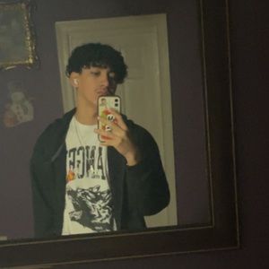 Meet your Posher, Justin